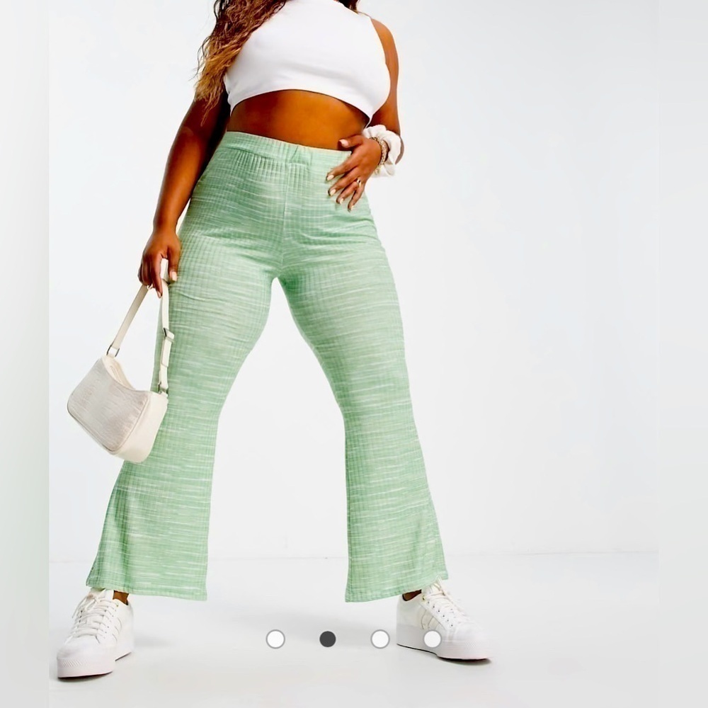 ASOS DESIGN Curve Retro Flare Bell Bottom Pant in 70s Space Dye Sage Size 14 New